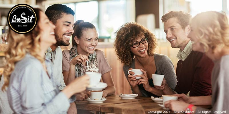 چگونه ترکیب قهوه و شکلات به بهبود و پایداری روابط دوستانه شما کمک می‌کند؟