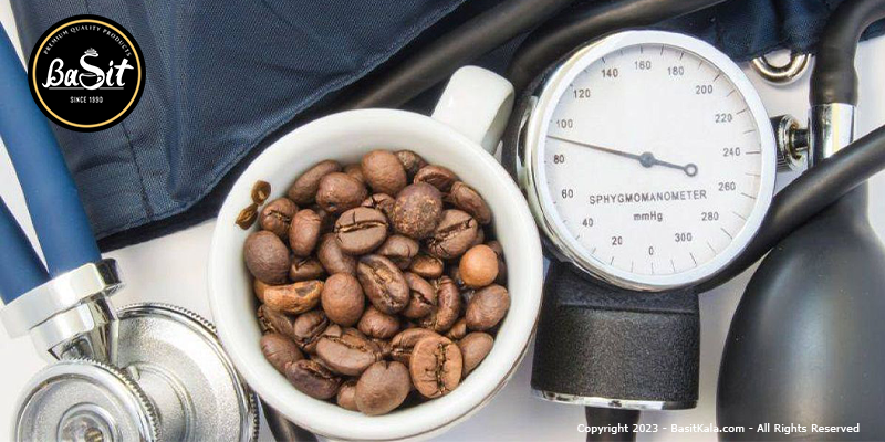 آیا قهوه فشار خون را افزایش می دهد؟ 