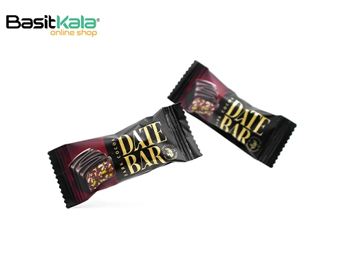 شکلات خرمایی تلخ با پنج مغز دیت‌بار